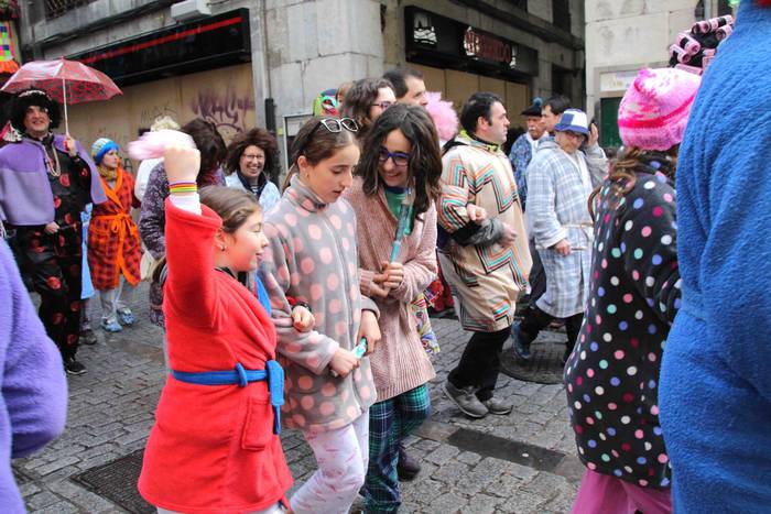 Listo, ez da baleko atzera k 65 1582452363906