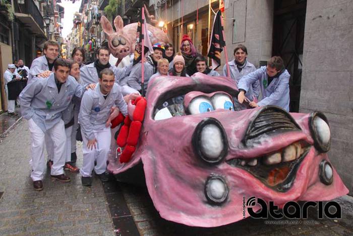 On Ostegun Gizen konpartsak  11 1518111710582