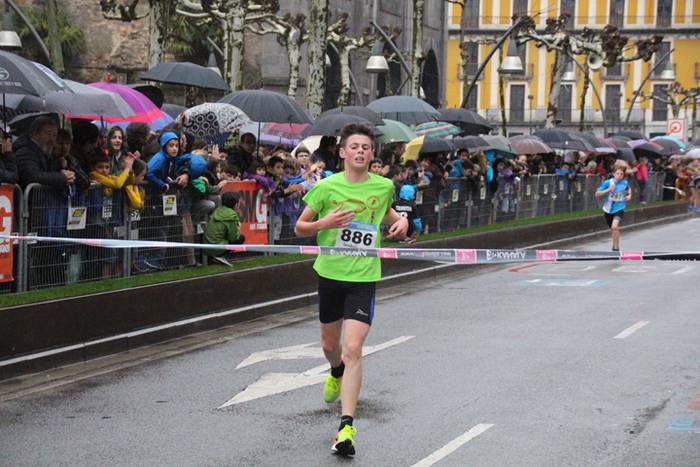 700 haur inguru XXXI. Ero Et 19 1516541941553