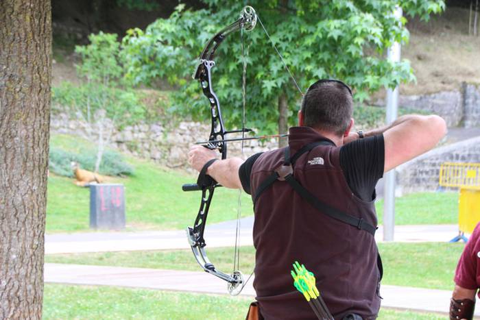 Arku-tiraketa Bihotzez elkar 8 1498391843695