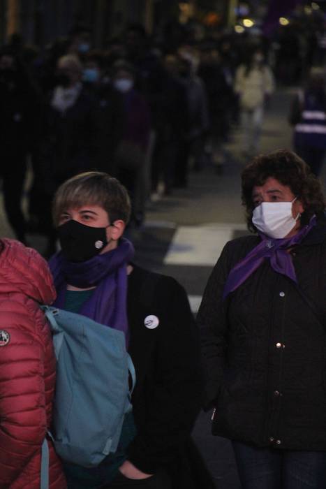 Emakumeek eskualdeko kaleak  43 1615231251516