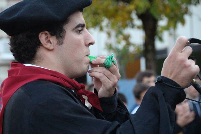 Gazteak nagusi, ximaurra gar 19 1507490489793