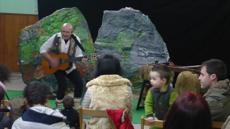 Gaur iritsiko da Ahoz Aho jaialdia Tolosara