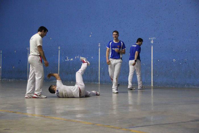 oinatz bengoetxea, belauntza 26 1646508191366