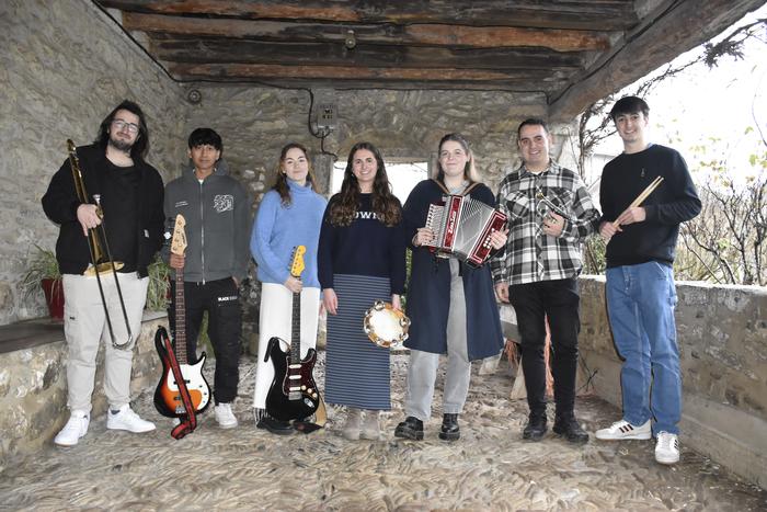 Eguzki izpi musikalak