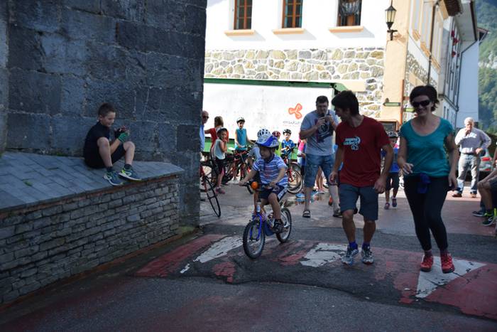 Alkizako Festak 2016, txirrindulari proba 13 1473505522094