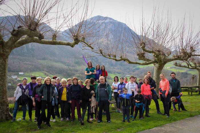 Ibilian aurrera pausoak eman 5 1583762436719