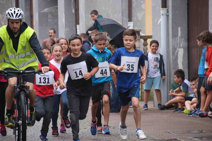 Asteasuko haurrek hasi dute  55 1530188564535