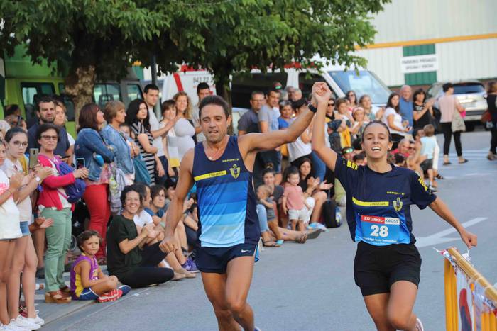 Elena Silvestre eta Xabier L 54 1567672445093