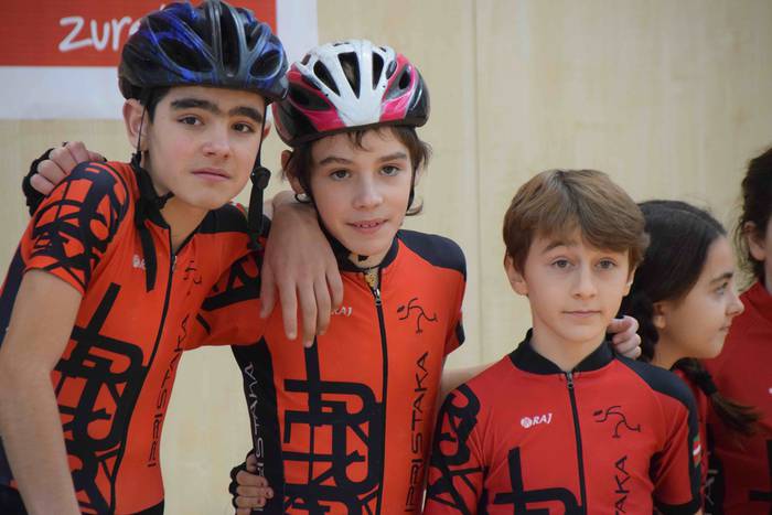 Egur gainean eta abiadura bi 60 1543769384843