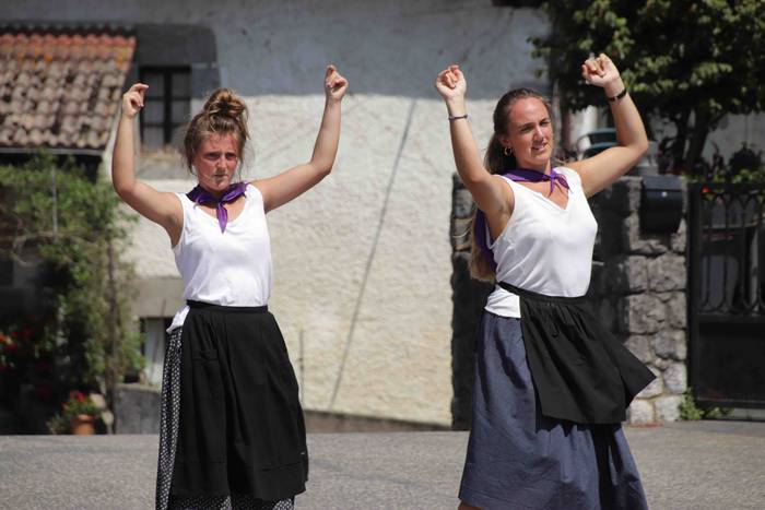 Zizurkilgo Andra Mariak. Oil 59 1660313821775