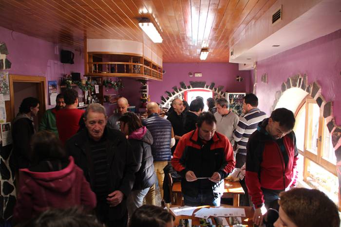 Galdeketaren harira, sinadura bilketa Elduainen 5 1482081519276