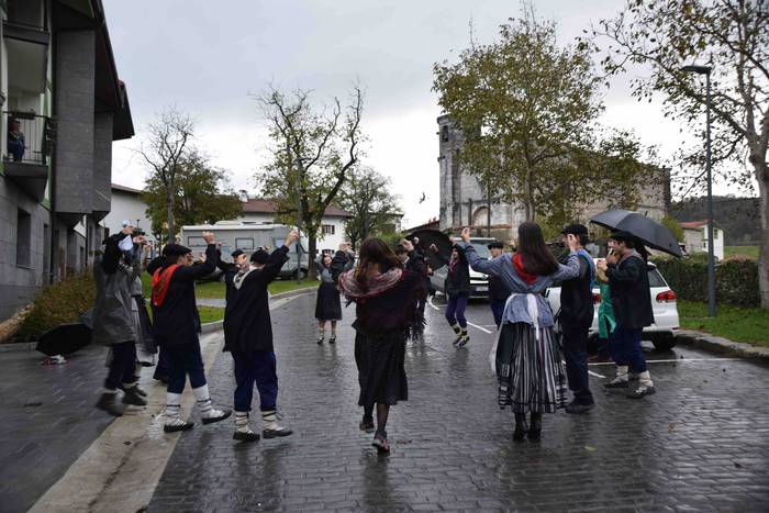 Amasako San Martin jaiak. Pu 1 1573117710954