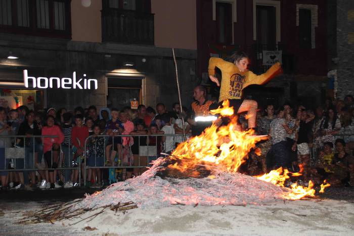 Suak argitu du urteko gaurik 41 1561330828779