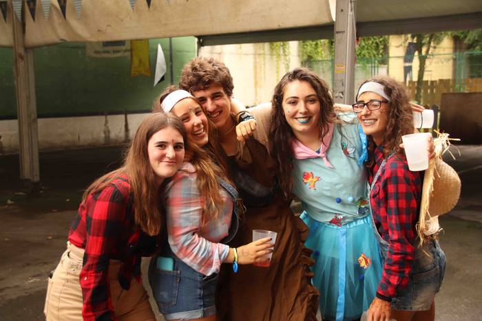 Irudimena airean, gazteen po 25 1564164156754