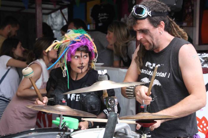 Norberak bere bazkaria, eta  35 1532630993921