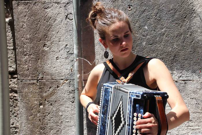 Triki hotsek alaitu dute Tol 28 1559490850276