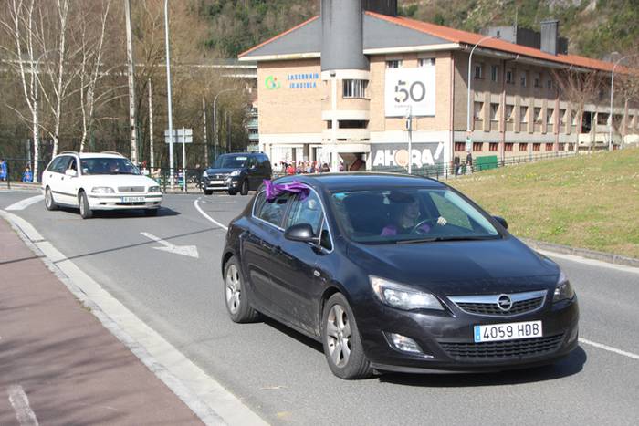 Martxoak 8 kotxe karabana 19 1520508077559