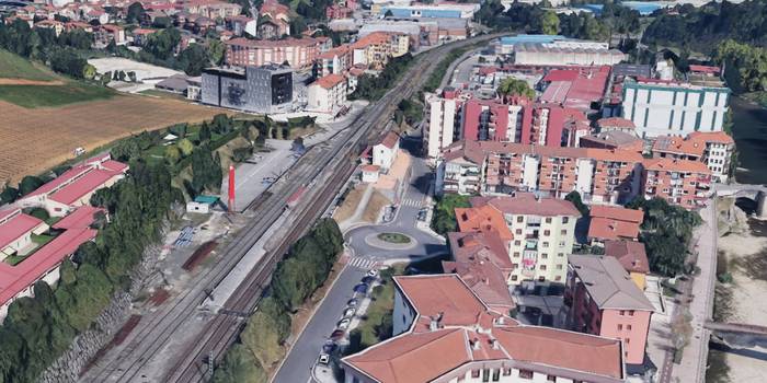 ADIFek trenbidearen inguruko berritze lanak egiten ari da