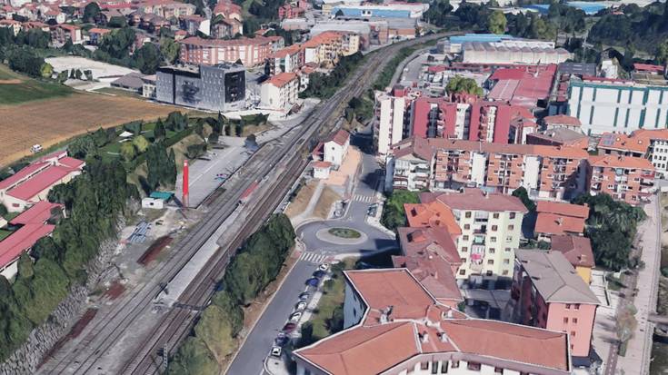 ADIFek trenbidearen inguruko berritze lanak egiten ari da