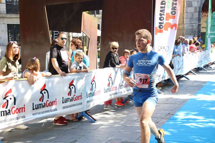 Helmuga, gazteen lasterketa  38 1560693959086