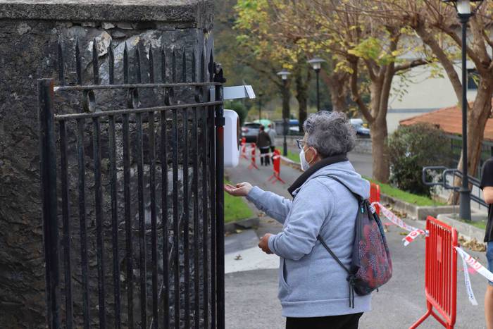 Santu Guztien eguna neurri b 11 1604226352165