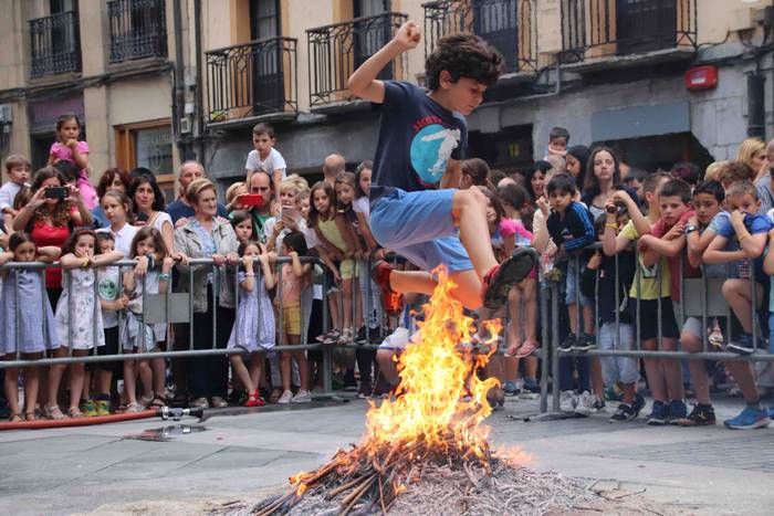 Txikienak ere saltoka 65 1561316761376