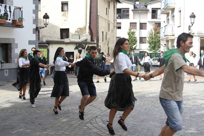 Gaztetxo, gazte eta bikoteen eguna 57 1474724358380