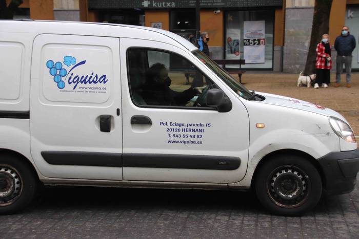 Ostalaritza Aurrera kotxe ka 25 1612011935314