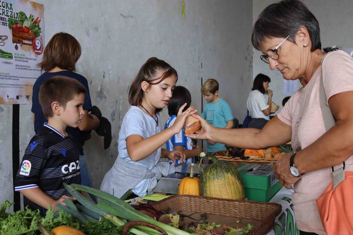 Zizurkilgo herrigunea azoka  1 1665320428005