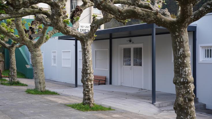 Bihar hutsik egon beharko dute Erbeta parkearen pareko aparkalekuek