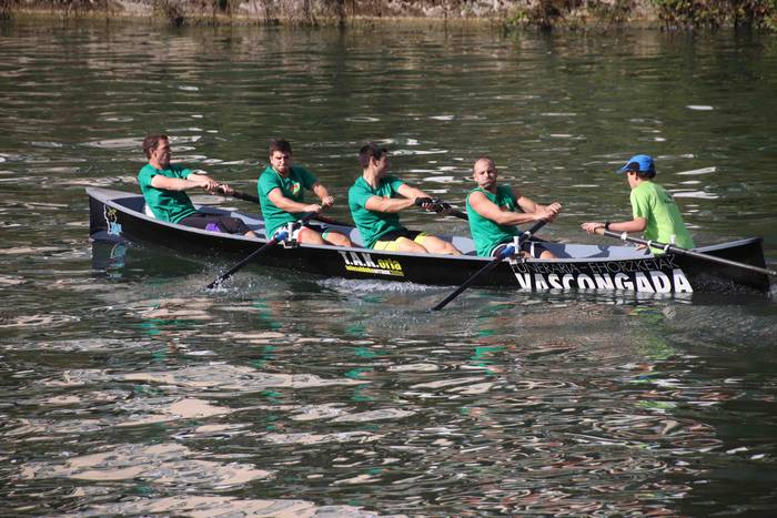 Arraunean, elkartasunez 25 1568470856443