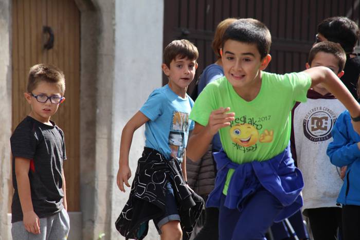 Bazkalondoa haurrena da 3 1505578485366