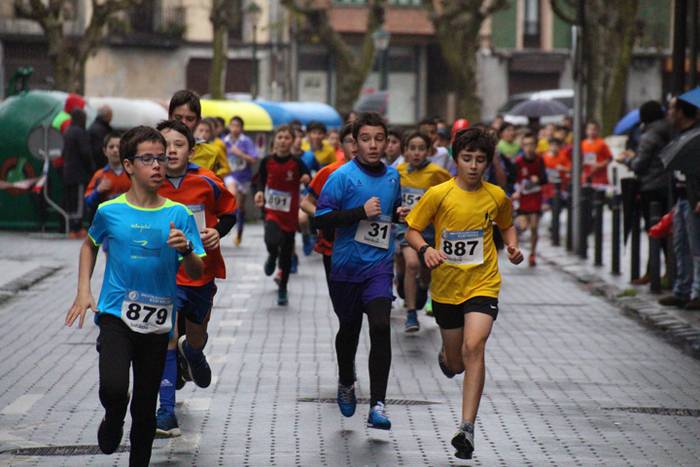 700 haur inguru XXXI. Ero Et 53 1516542159288