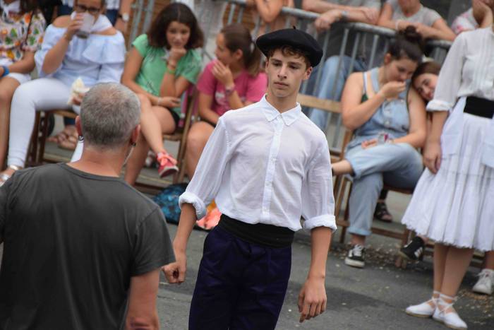 soka dantza santioak villabo 49 1532544269913