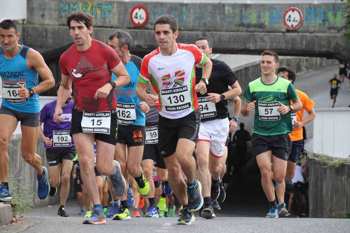 Aitor Arroyo eta Maite Arrai 32 1570885908044