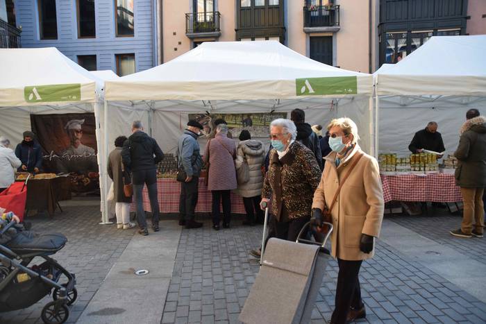 Gabonen atariko azoka, berez 24 1639838647632