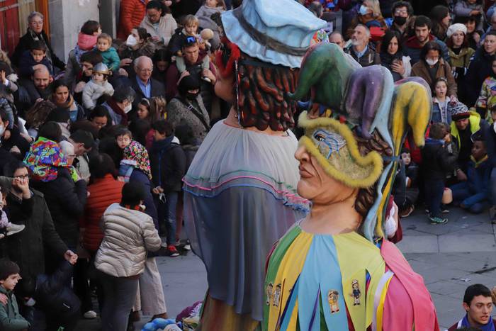 Erraldoi eta Buruhandiak Zal 38 1645883948832