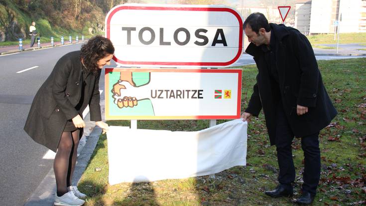 Tolosa eta Uztaritzeren arteko senidetzearen aro berria, seinalitika berriarekin