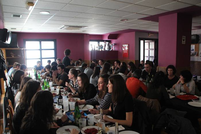 Gaztaina jatea Berastegin  2 1449336446812