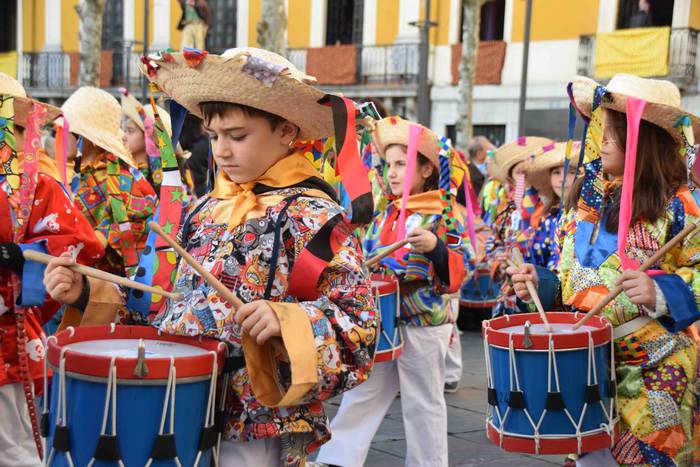 Danbor hotsak, txikienen esk 66 1551548214165