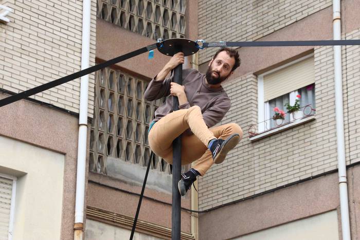 Malabareak eta akrobaziak na 34 1562507126526