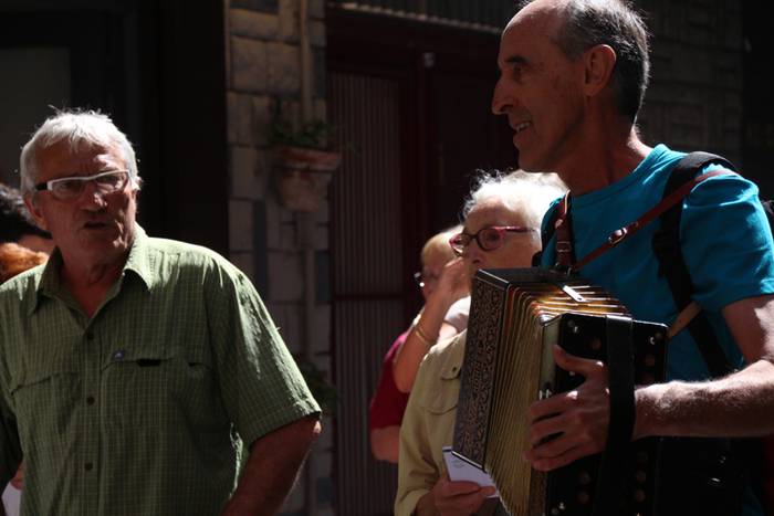 Kantatzen ez duenak, zorioni 21 1495897294804