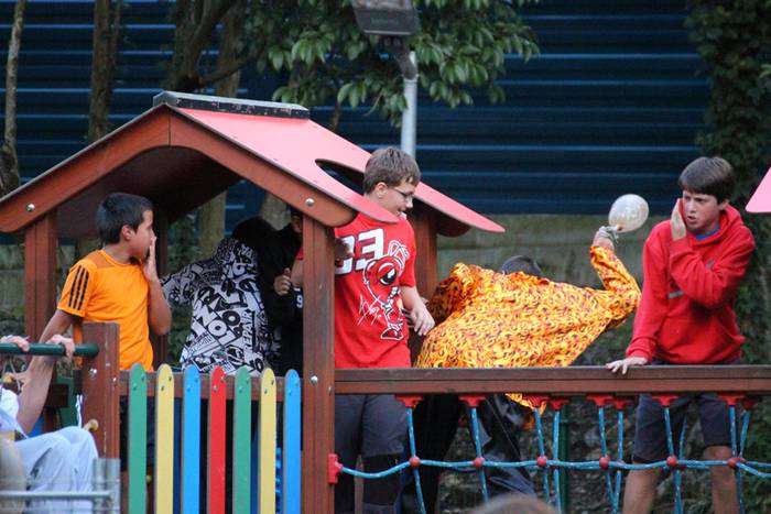 Irurako Jaiak 2015 buruhandiak 8 1443806834813