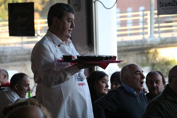 Babarrun platerkada onena, D 89 1511113218982