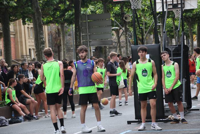 Saskibaloiak Tolosa hartu du 40 1654973418273