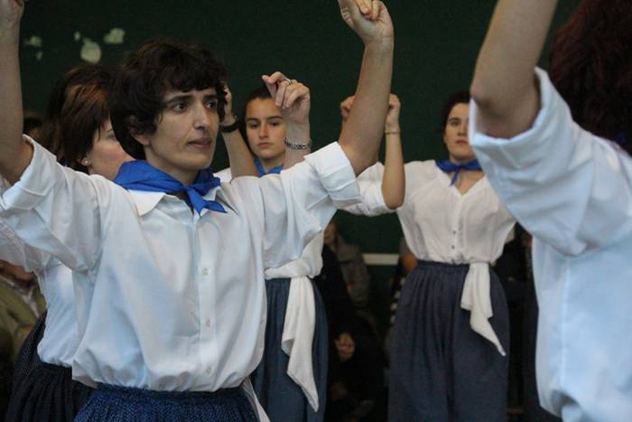 Erakustaldiz betetako arrats 57 1507490239161