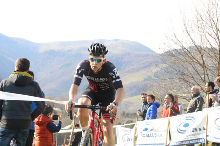 ASTEASUKO ZIKLO KROSA 2016 55 1481215841968