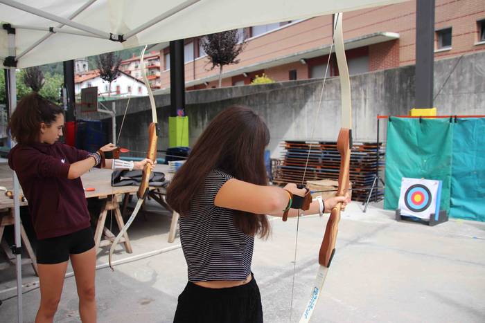 Haurrak bihurtu dira jaietak 31 1567338309336