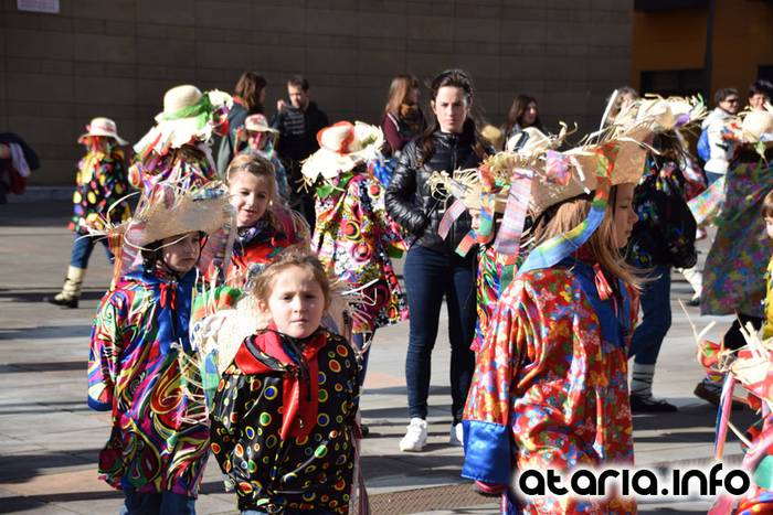 udaberri dantzari txikien kalejira 12 1454767829223